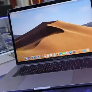 Laptop Apple MacBook 2017 8GB Intel Core i7 SSD 512GB
