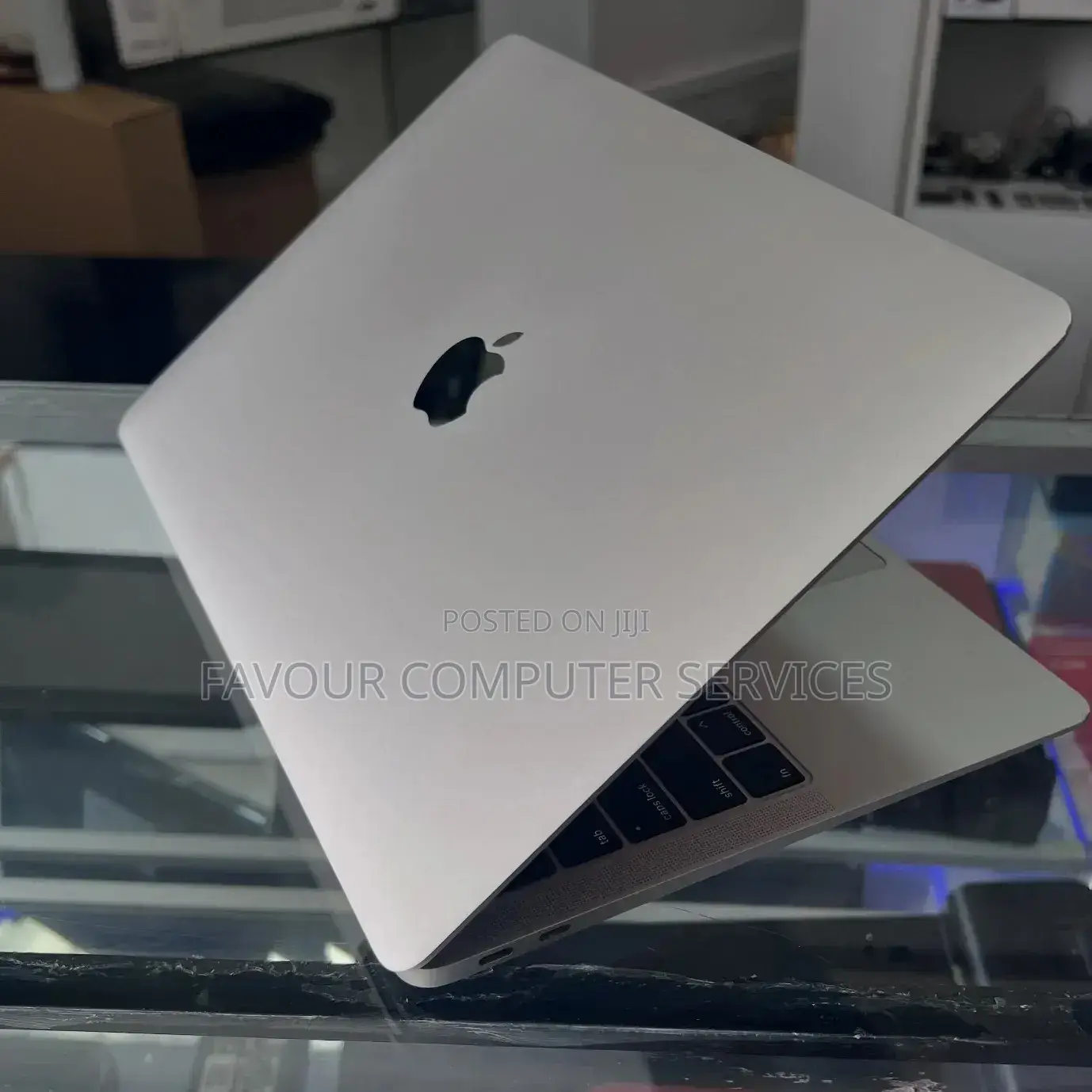 Laptop Apple MacBook 2017 8GB Intel Core i7 SSD 512GB