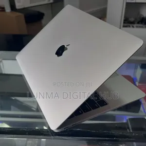 Laptop Apple MacBook 2017 8GB Intel Core i7 SSD 512GB