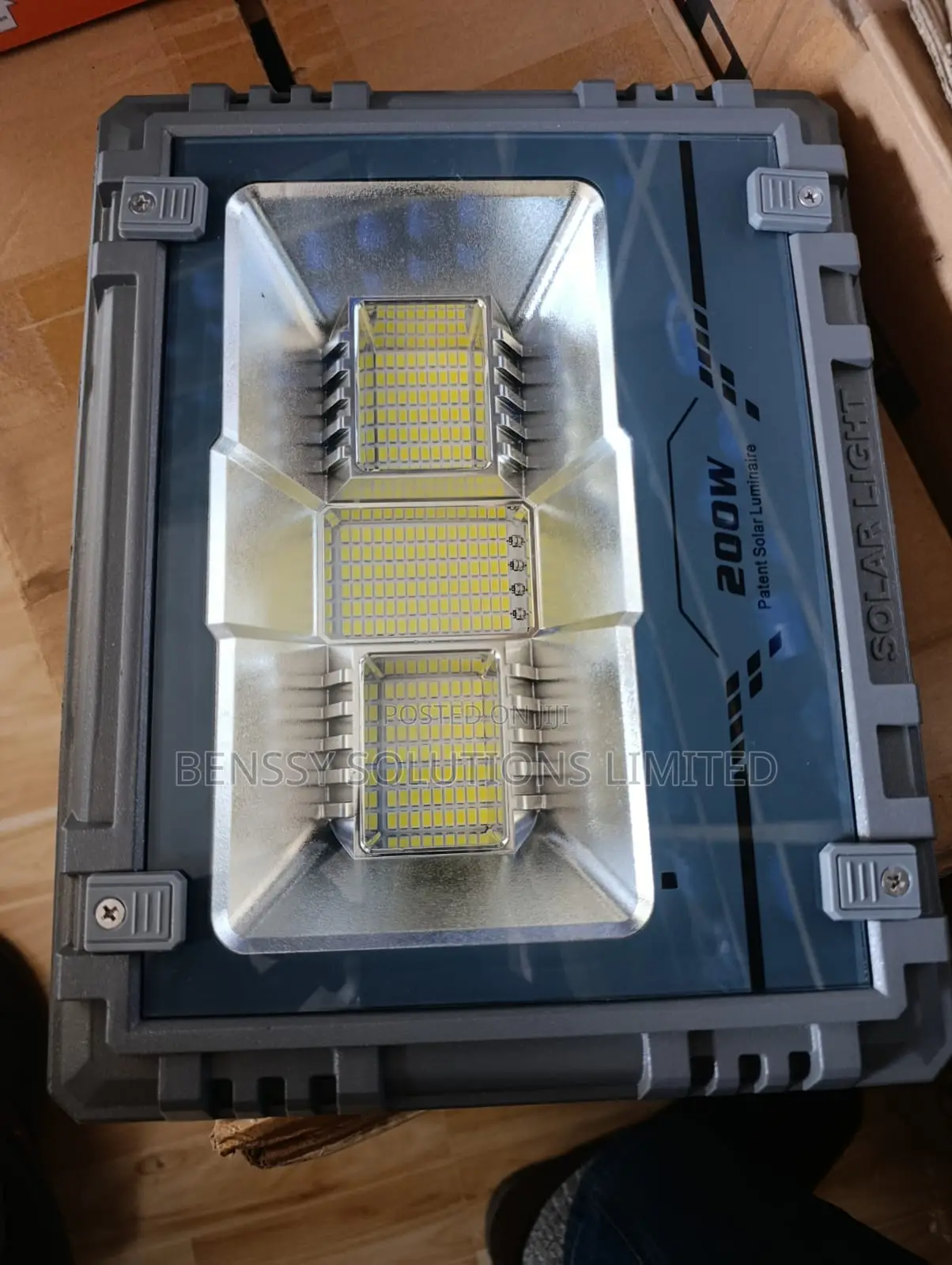 Solar Flood Light 300 Watts