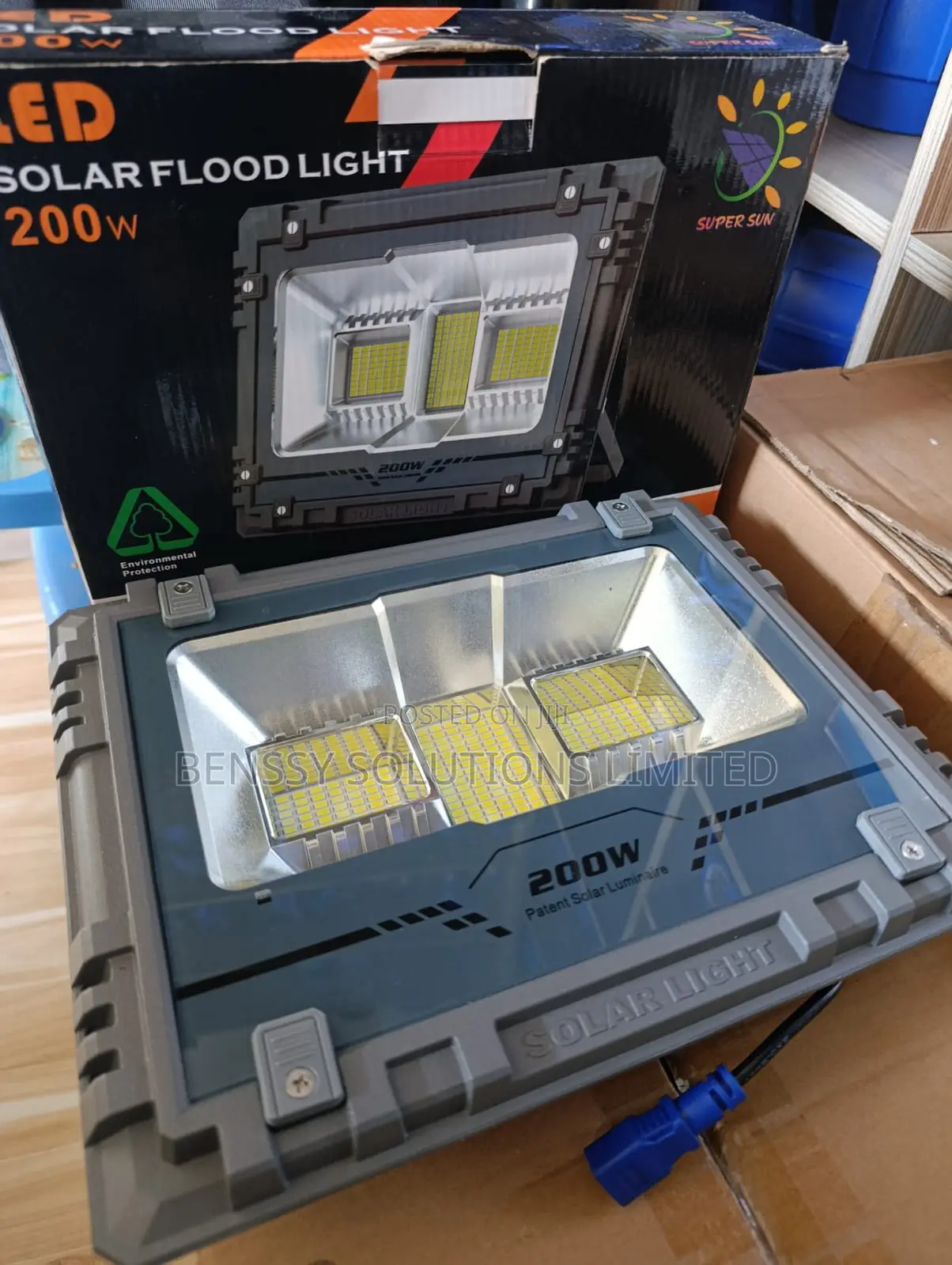 Solar Floodlight 800 Watts