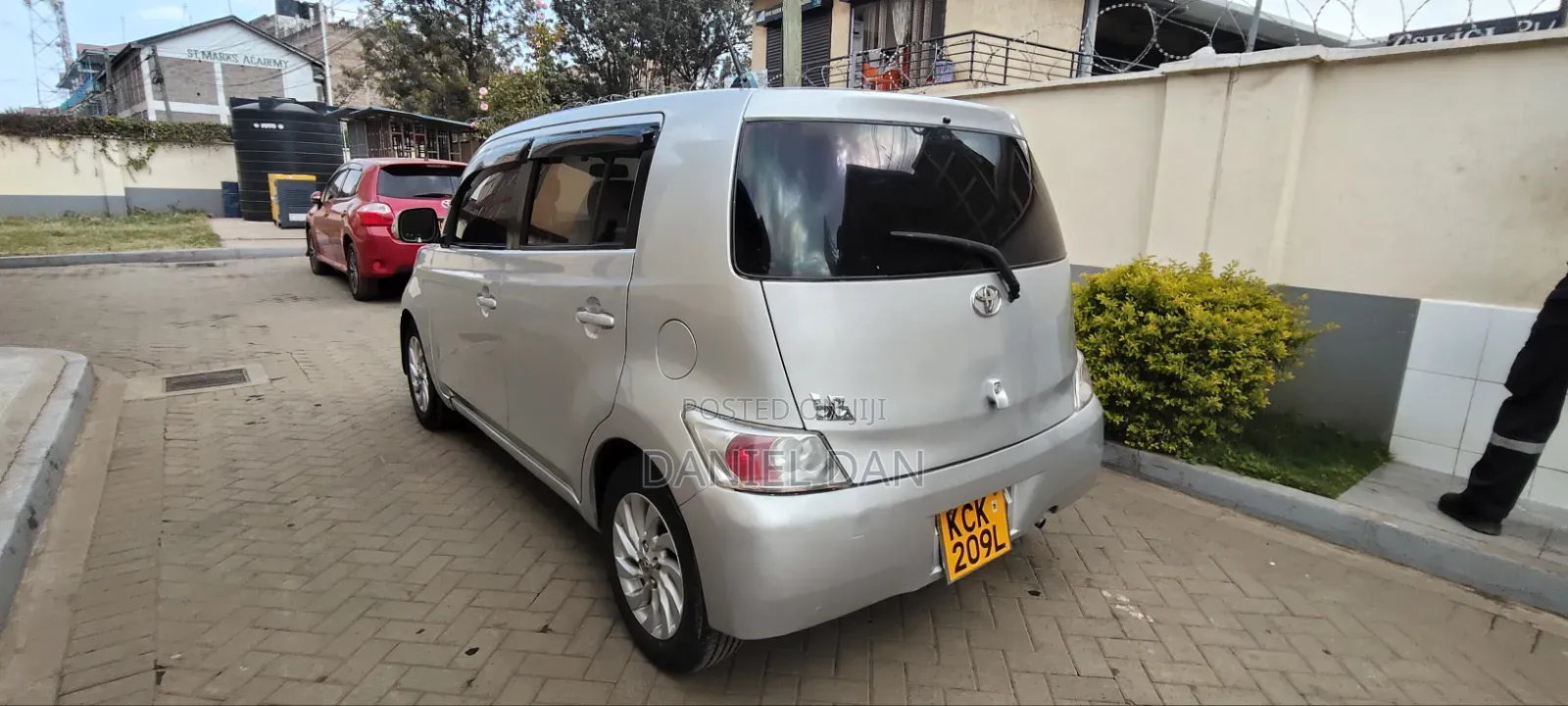 Toyota bB 2009 Silver