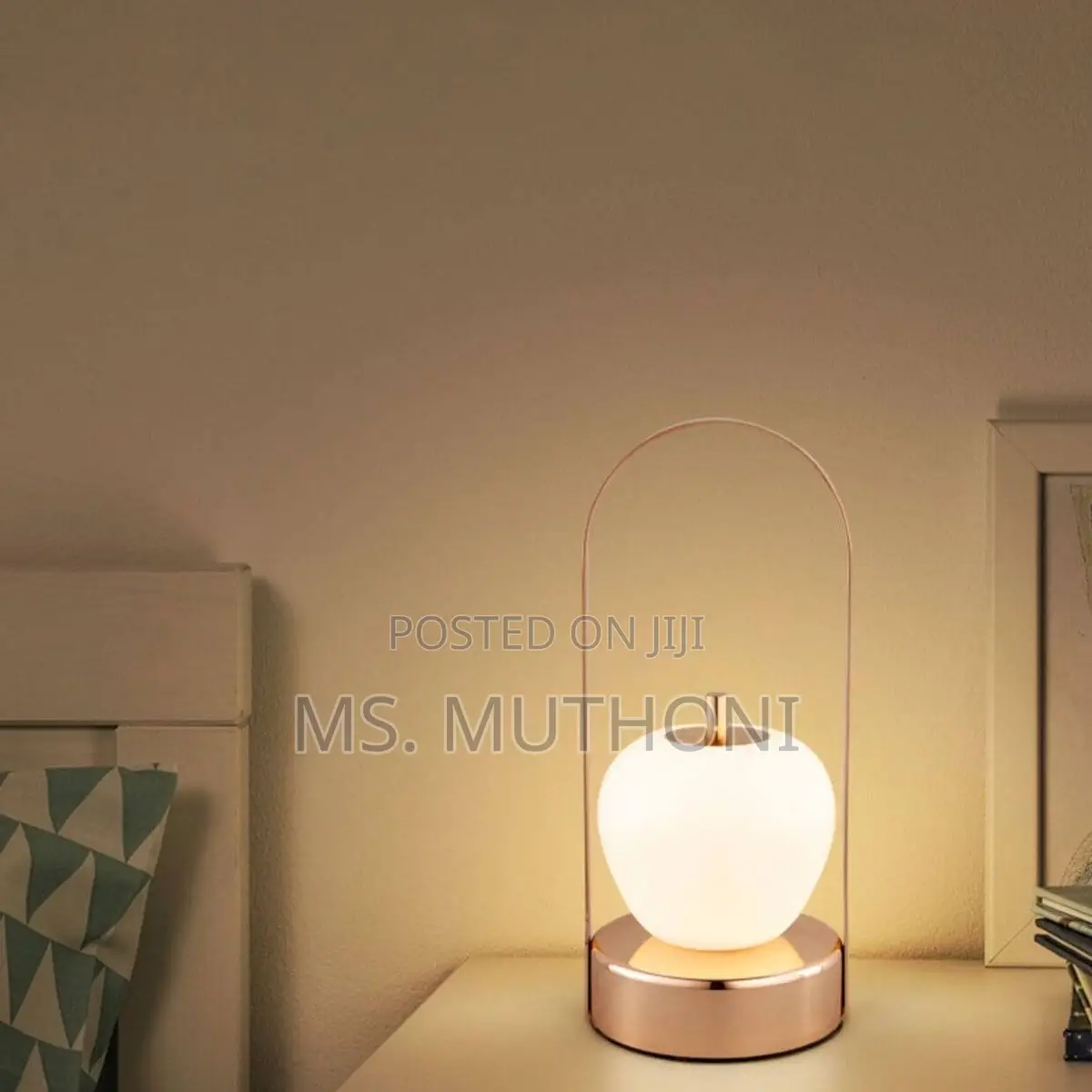 Aesthetic Wireless Rechargeable Bedside Lamp
