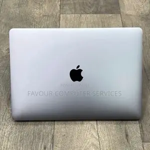 Laptop Apple MacBook 2018 16GB Intel Core i7 SSD 512GB