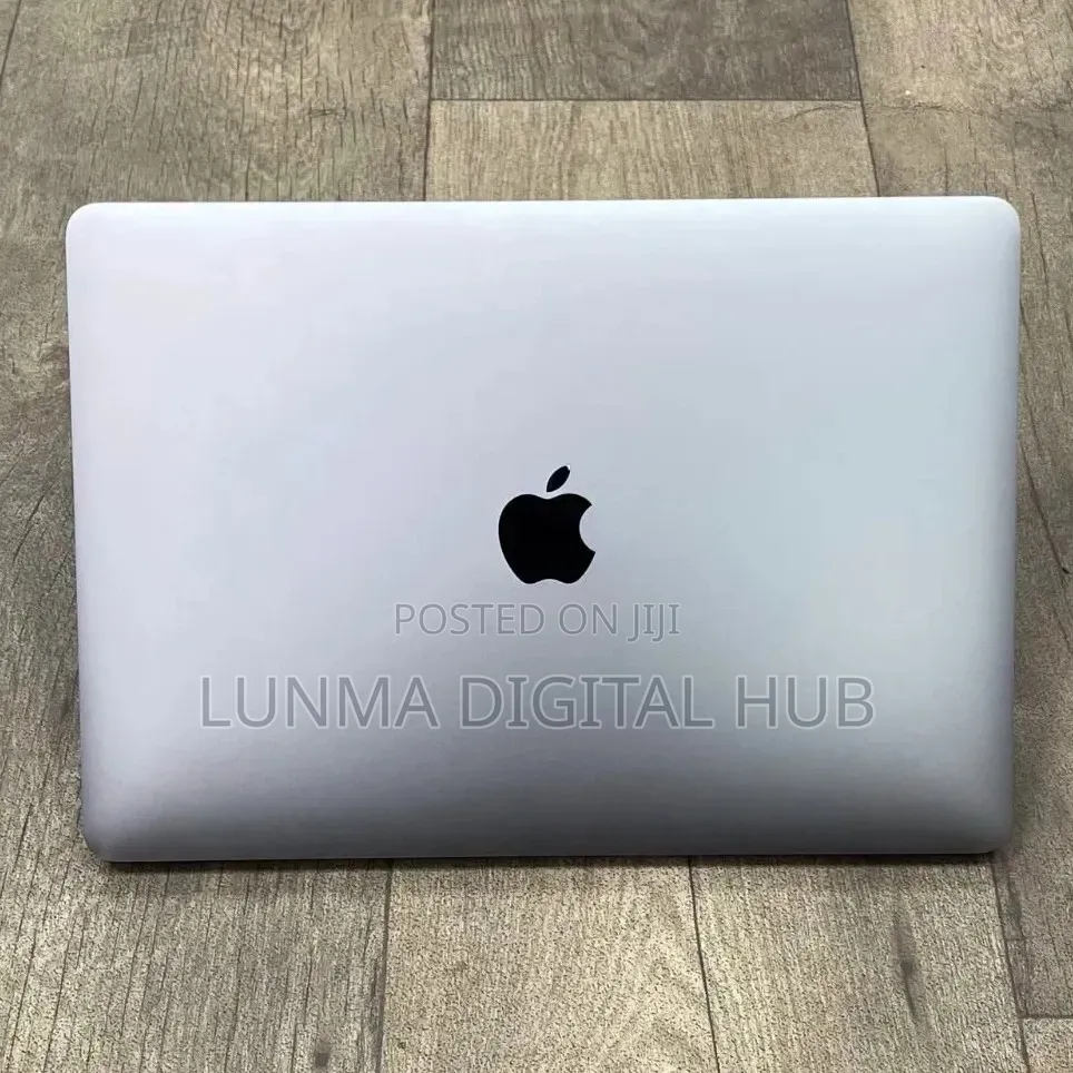 Laptop Apple MacBook 2018 16GB Intel Core i7 SSD 512GB