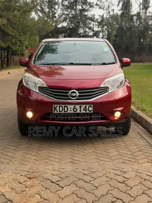 Nissan Note 2014 Red
