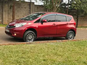 Nissan Note 2014 Red