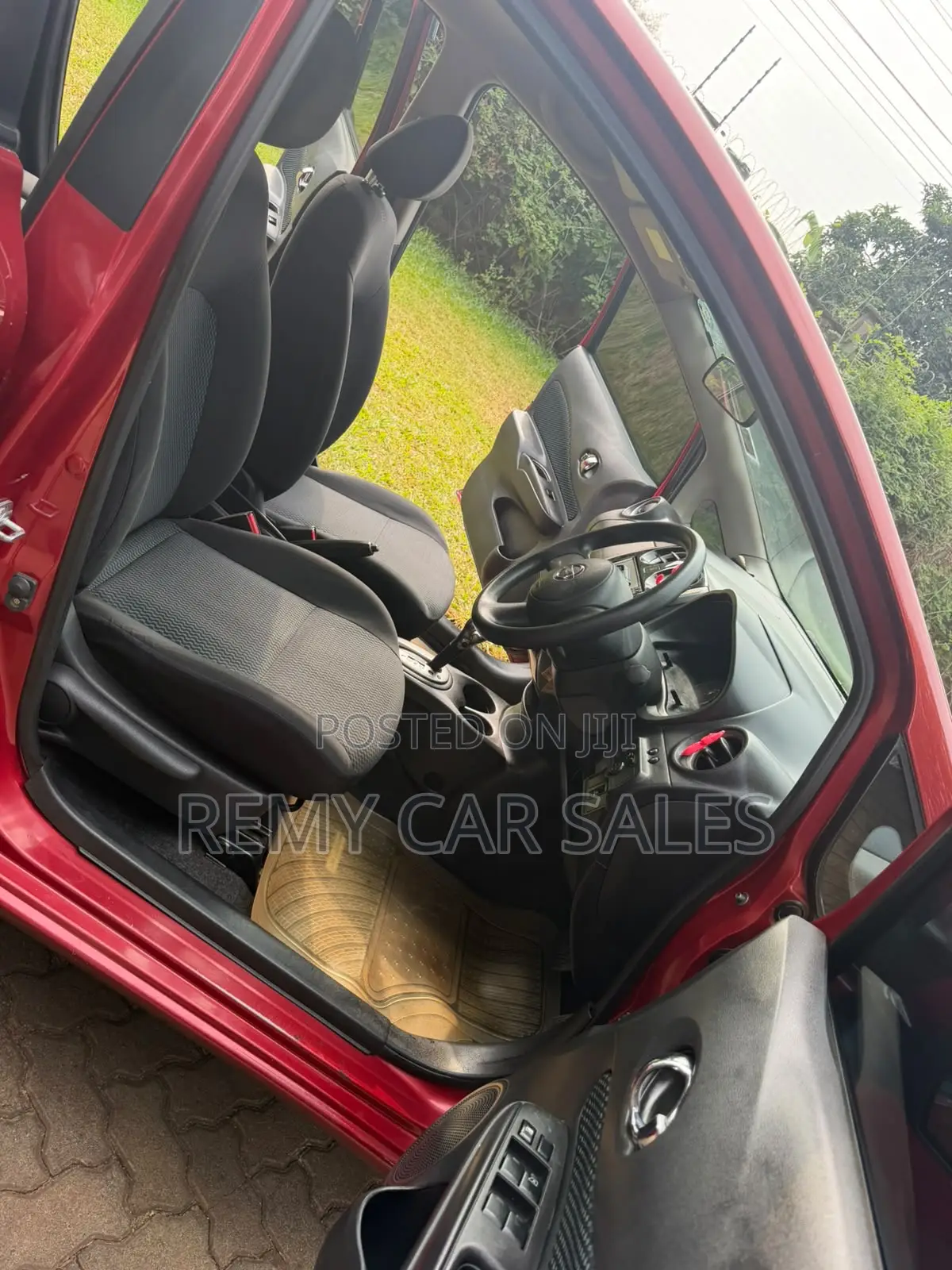 Nissan Note 2014 Red