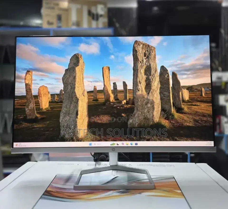 HP Series 5 524sw 
24 Inch Full Hd Monitor 
100hz