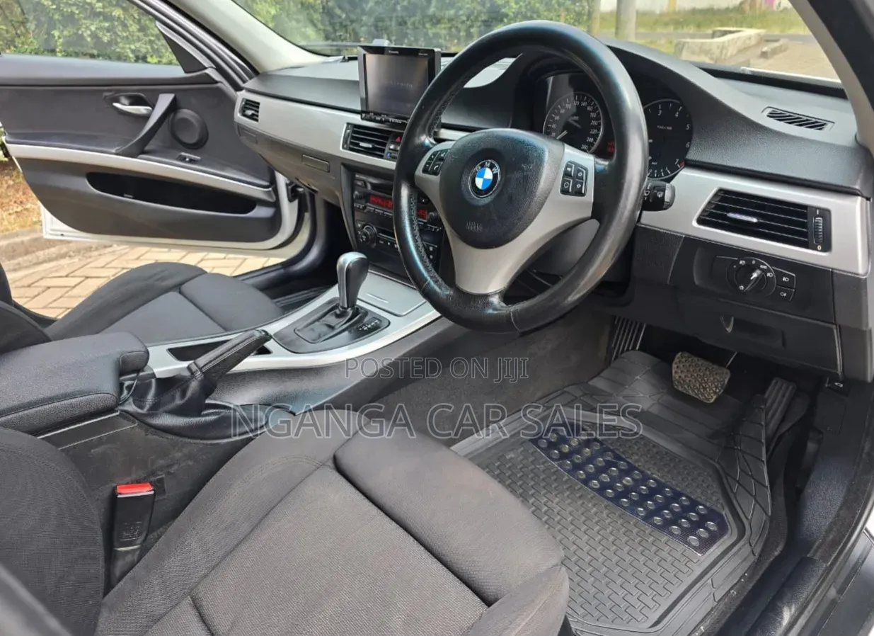 BMW 318i 2006 White