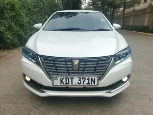 Toyota Premio 2019 Pearl