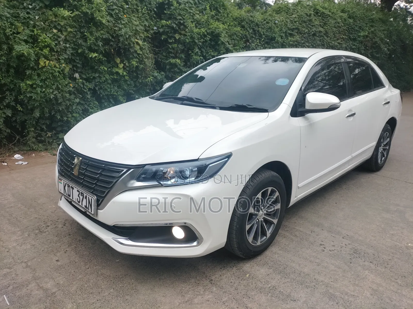 Toyota Premio 2019 Pearl