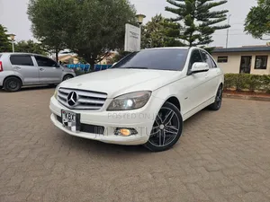 Mercedes-Benz C200 2008 White