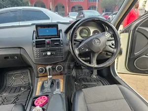 Mercedes-Benz C200 2008 White