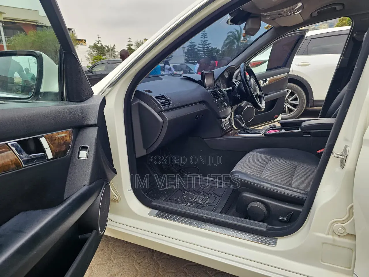 Mercedes-Benz C200 2008 White