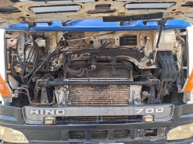 Hino Double Steering Dump Truck - thumbnail 6