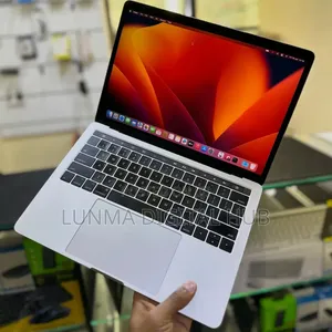 Laptop Apple MacBook 2019 16GB Intel Core i7 SSD 512GB