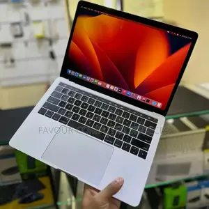 Laptop Apple MacBook 2019 16GB Intel Core i7 SSD 512GB