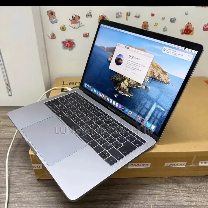 Laptop Apple MacBook 2019 16GB Intel Core i5 SSD 256GB
