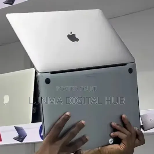Laptop Apple MacBook 2019 16GB Intel Core i5 SSD 256GB
