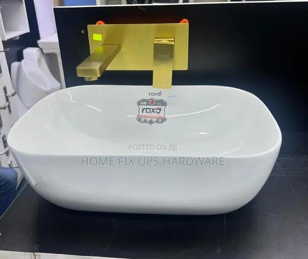 Hawi Countertop Basin - main view