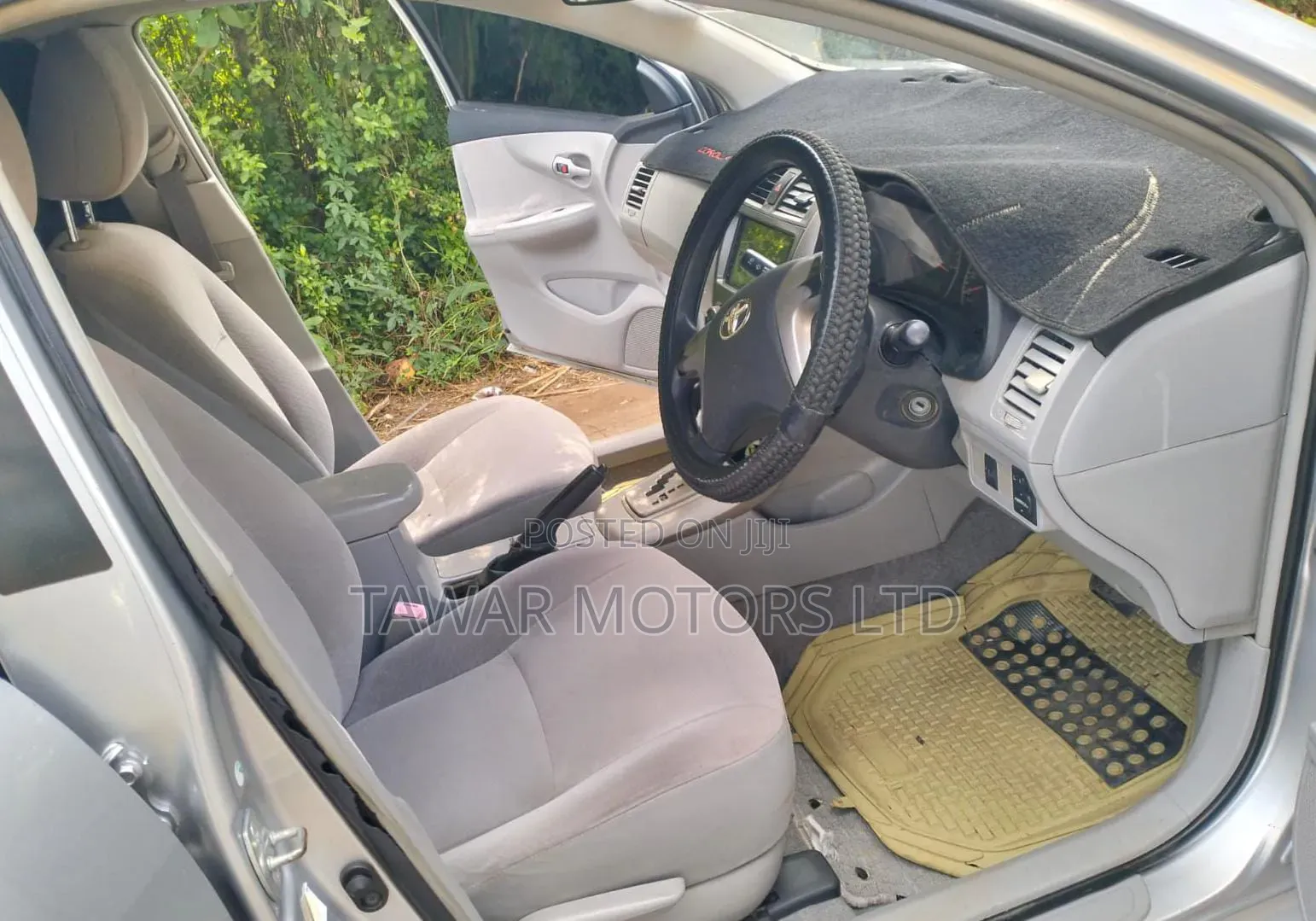 Toyota Axio 2010 Silver