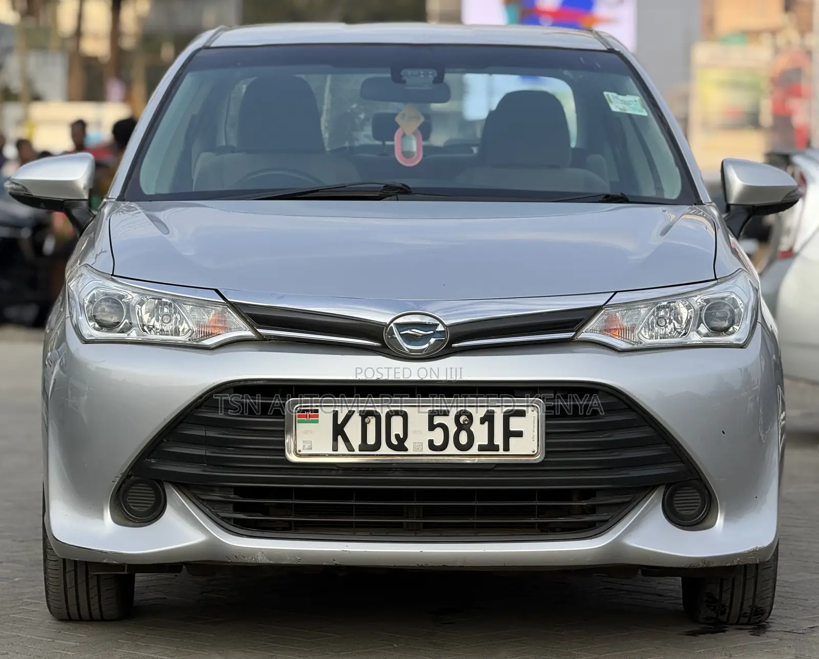 Toyota Axio 1.5 Hybrid 2WD 2017 Silver