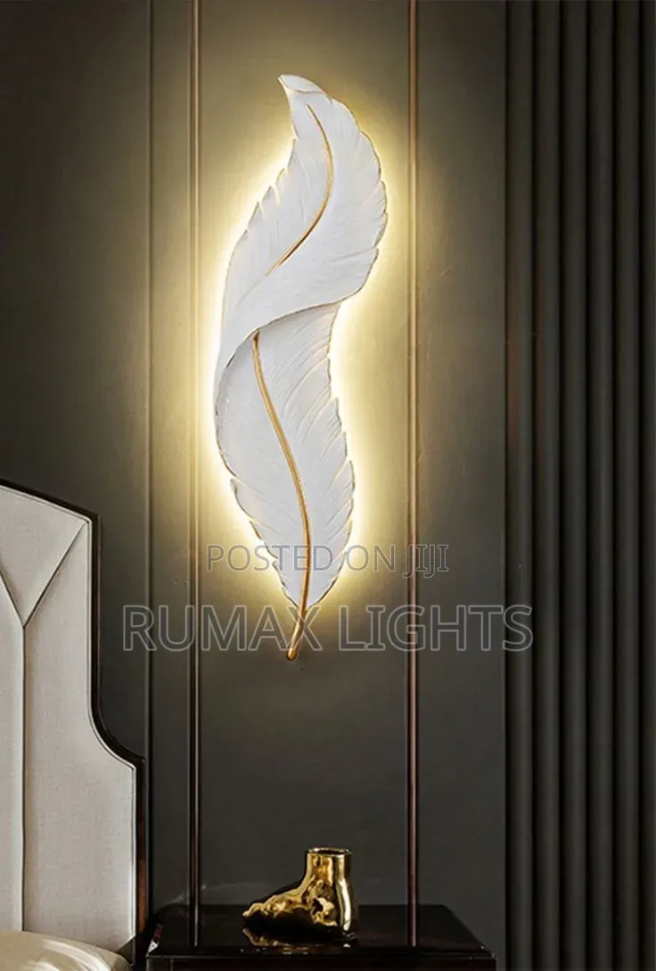 Modern Resin Feather Wall Lamp