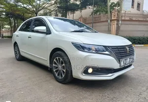 Toyota Premio 2019 Off white