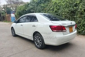 Toyota Premio 2019 Off white