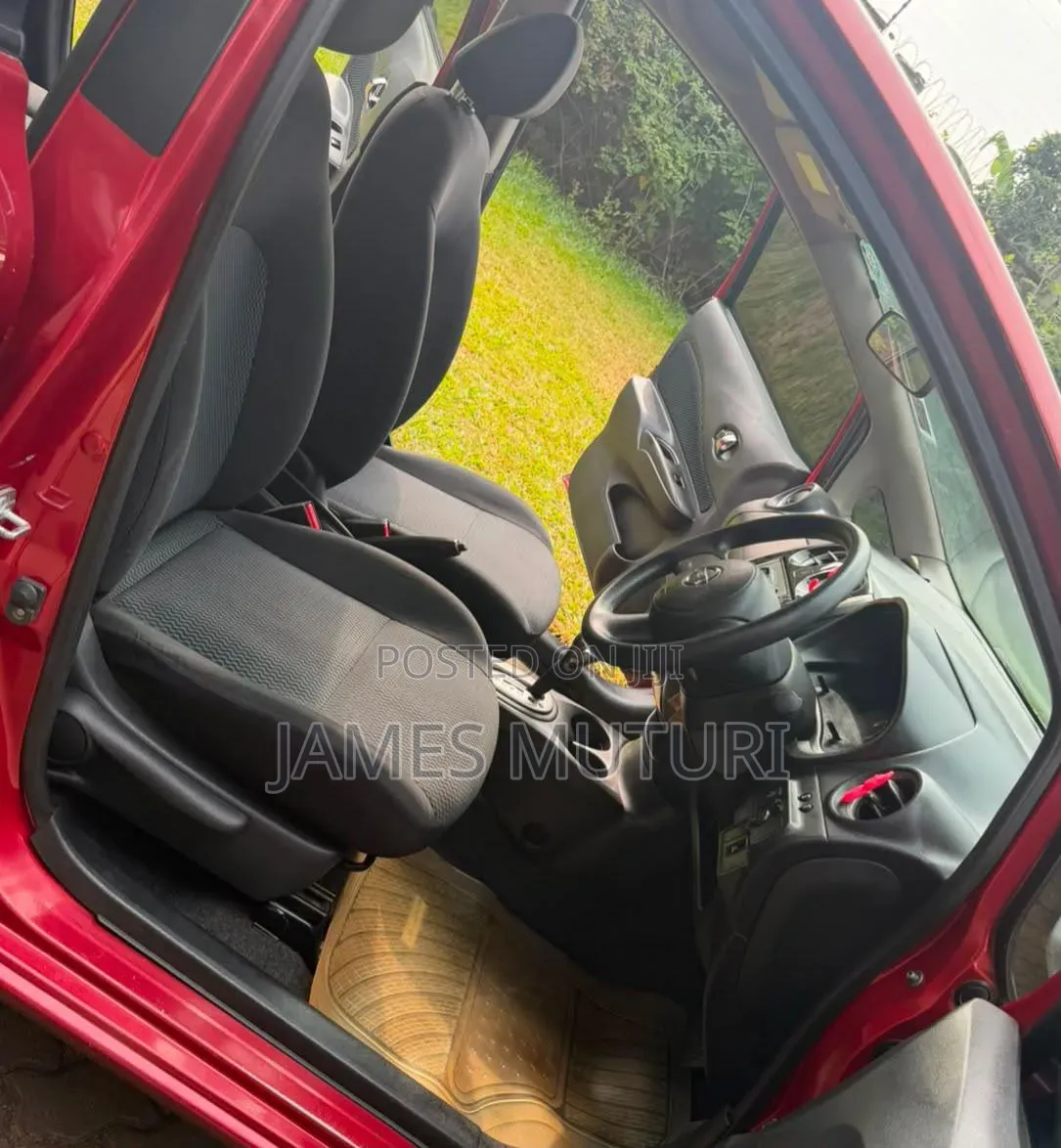 Nissan Note 2014 Red