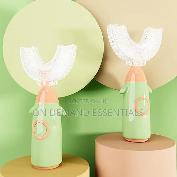 Children U-Shaped Toothbrush - thumbnail 2