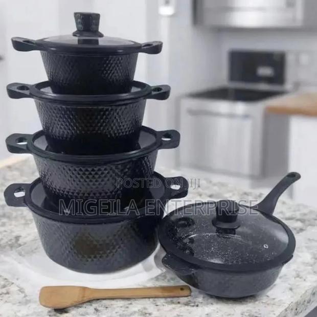 11pcs Bosch Cookware Set