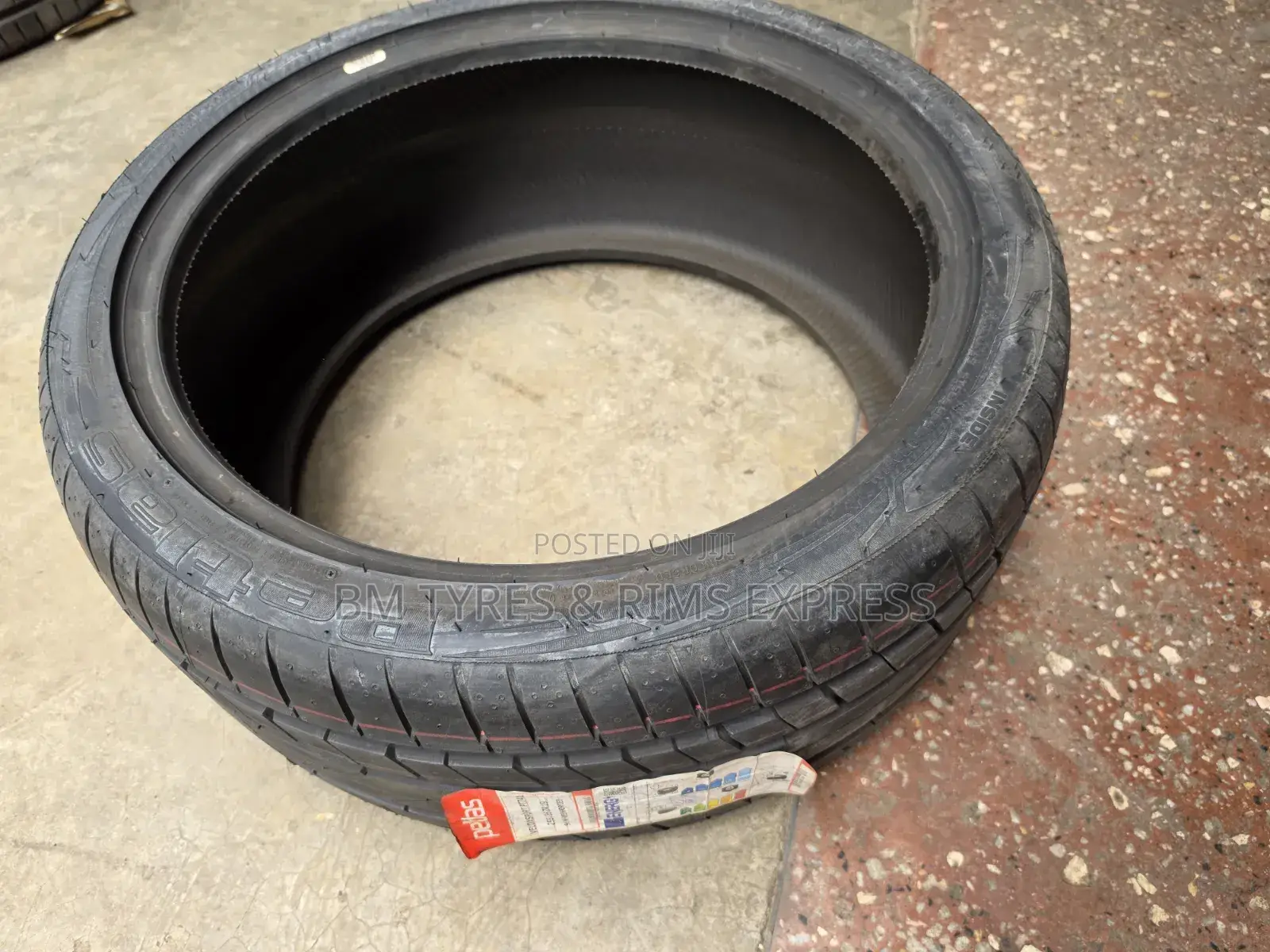 255 /35 R19 Petlas Tires (Turkey