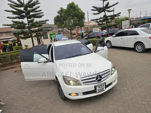 Mercedes-Benz C200 2007 Pearl