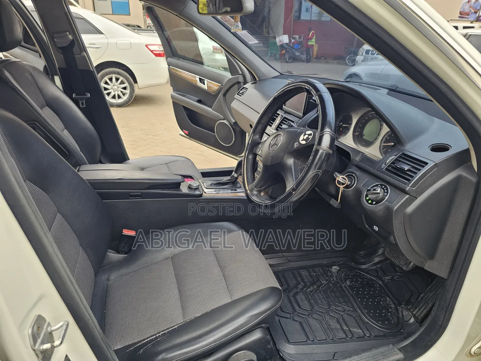 Mercedes-Benz C200 2007 Pearl