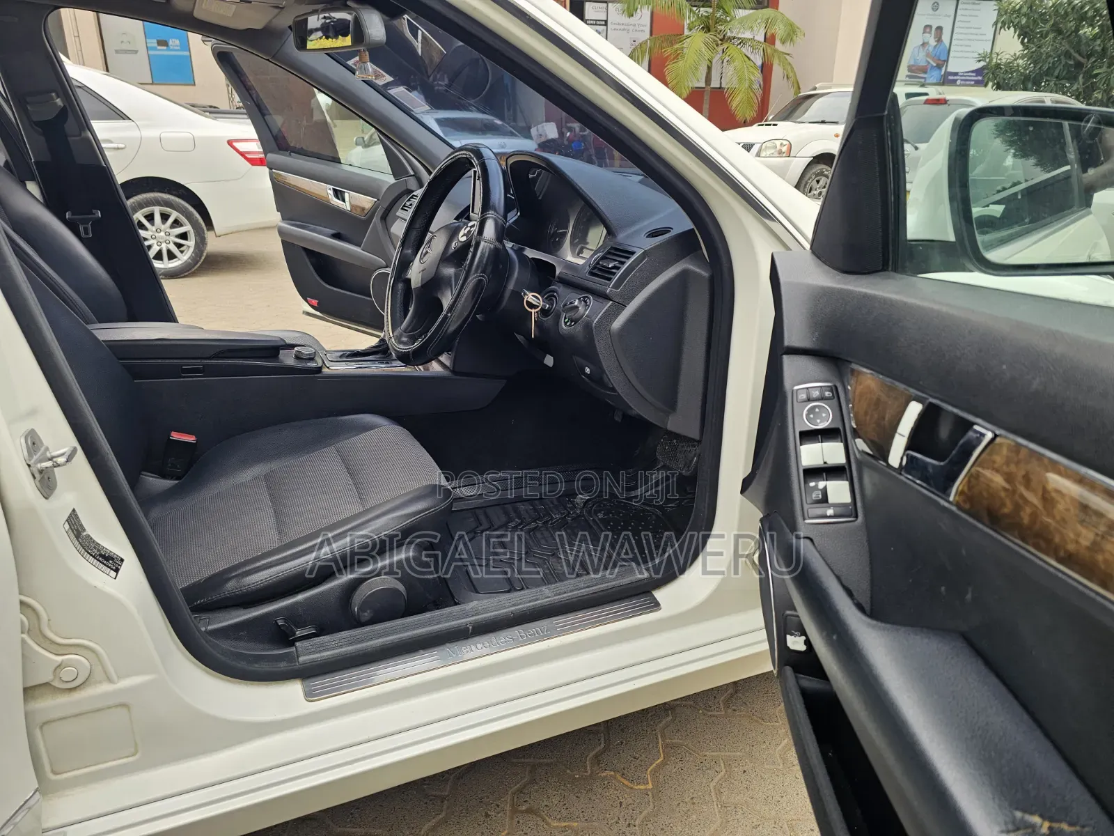 Mercedes-Benz C200 2007 Pearl
