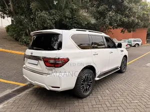 Nissan Patrol 2013 White