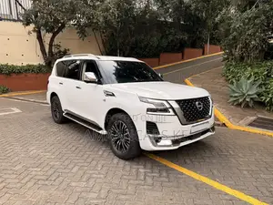 Nissan Patrol 2013 White