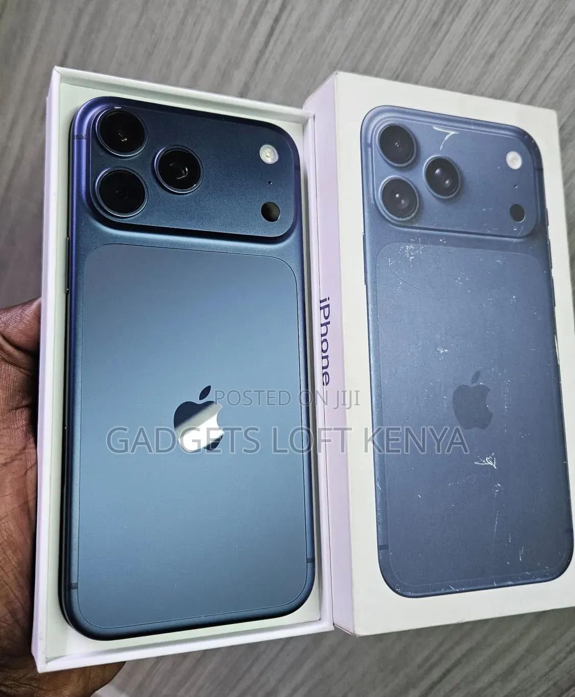 New Apple iPhone 17 Pro Max 256 GB Blue
