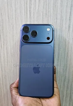 New Apple iPhone 17 Pro Max 256 GB Blue