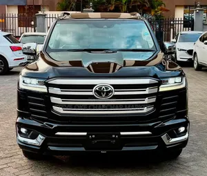 Toyota Land Cruiser LC300 2023 Matt Black