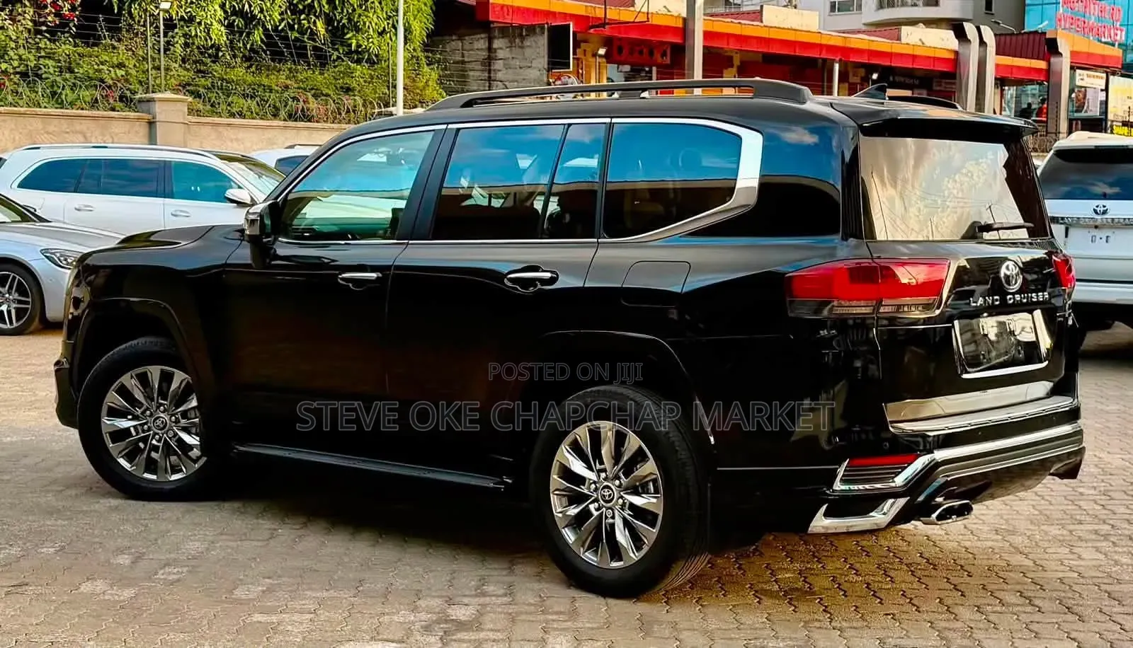 Toyota Land Cruiser LC300 2023 Matt Black