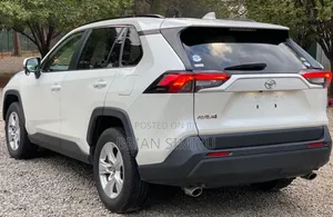 Toyota RAV4 2020 White