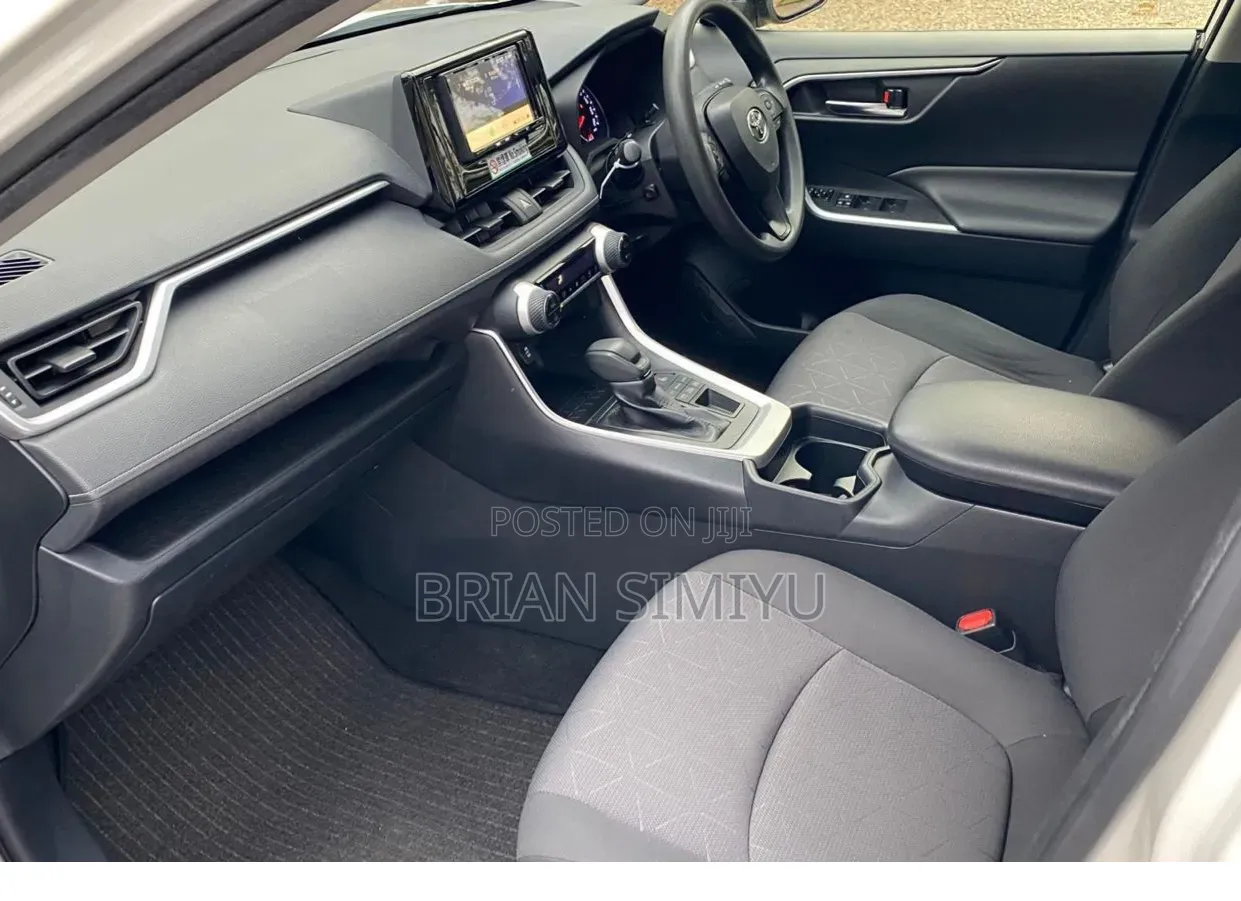 Toyota RAV4 2020 White