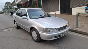 Toyota Corolla 2000 Silver