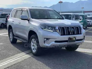 Toyota Land Cruiser Prado 2021 Silver