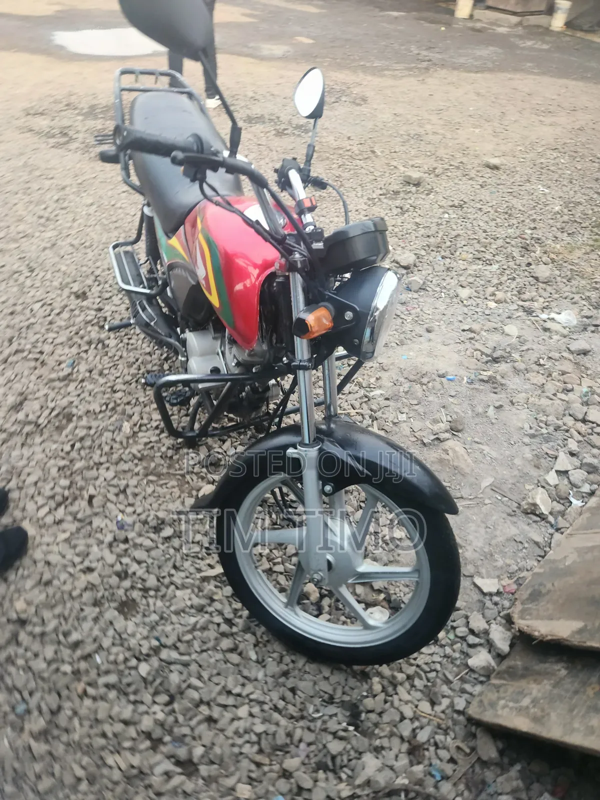 Honda CB 2025 Red