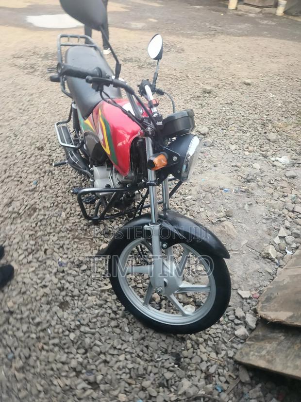 Honda CB 2025 Red - thumbnail 5
