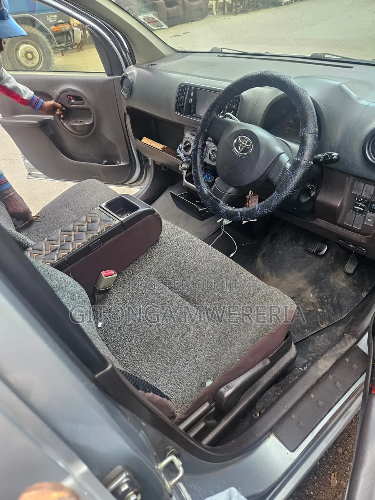 Toyota Passo 2012 Gray